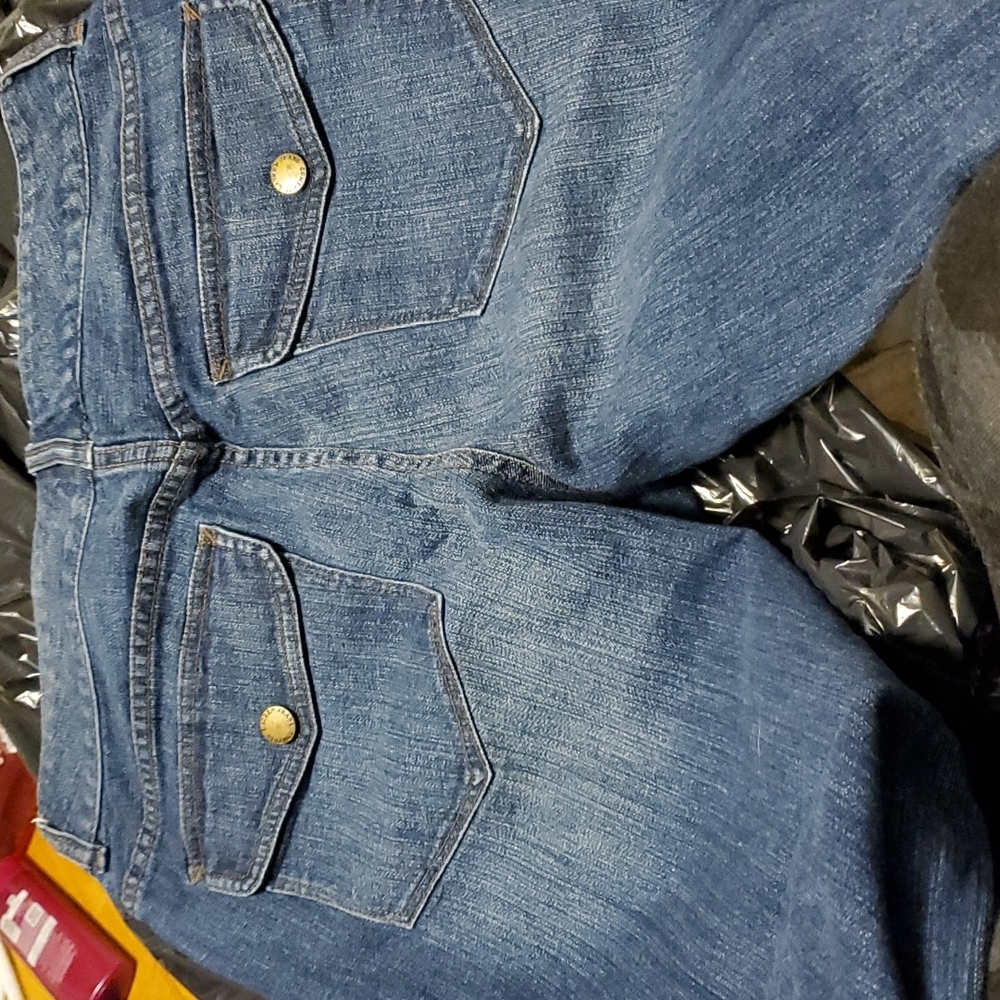 Women's denim jeans no stains or rips smoke free home never worn